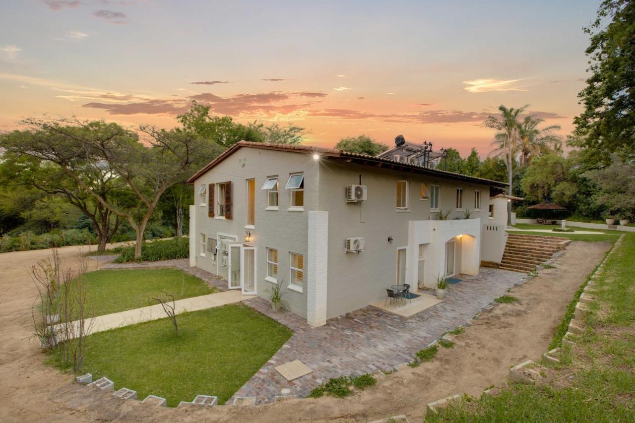 Amberhall Guesthouse Johannesburg Exteriör bild